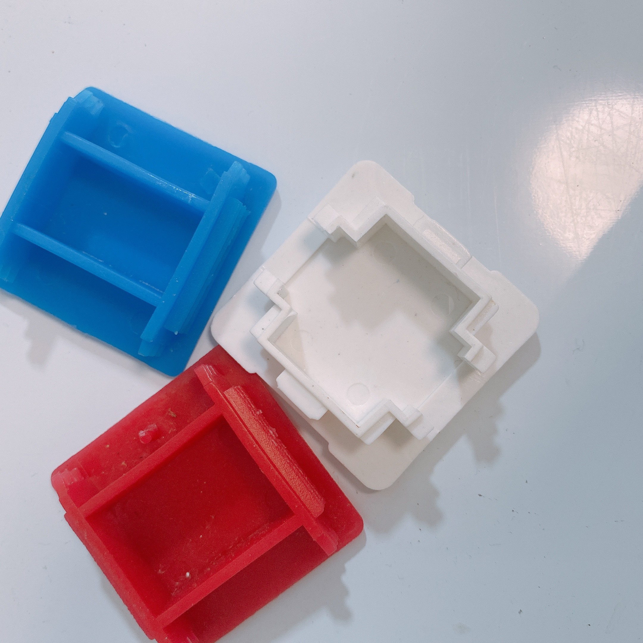 HVAC MEP Galvanized Steel End Caps Hot Dip For plastic C Strut Unistrut