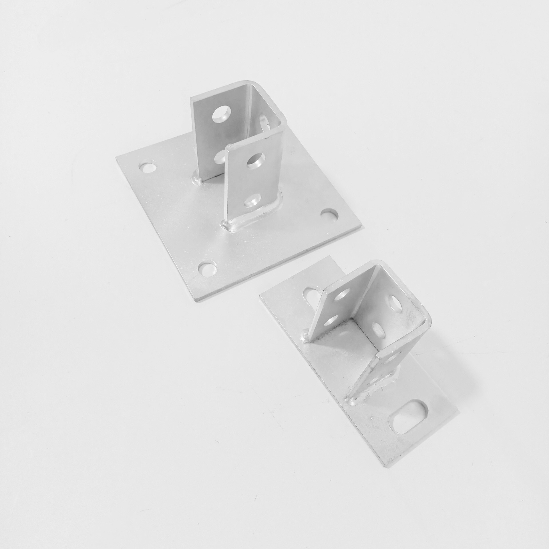 3MM Zinc Plated Strut Channel Fittings Hot Dip Galvanized Unistrut Bracket